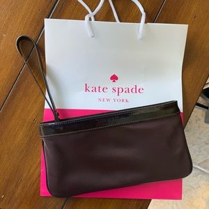Kate Spade • Wristlet